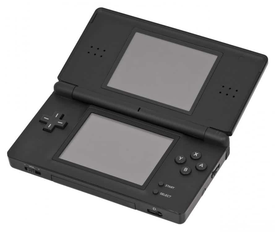 video-game-console-2202585.jpg